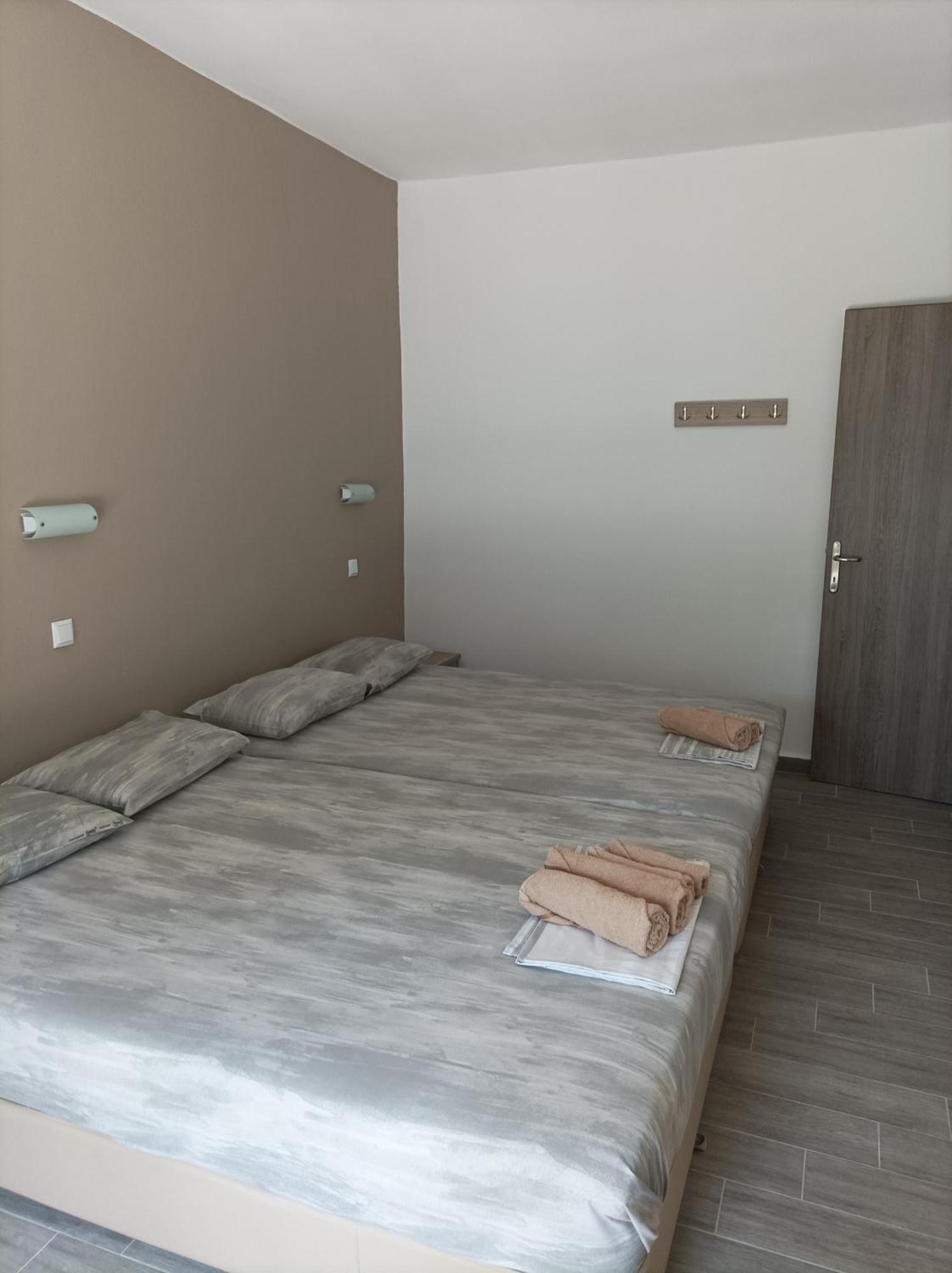 Kleanthis Blue Appartement Vrasná Buitenkant foto