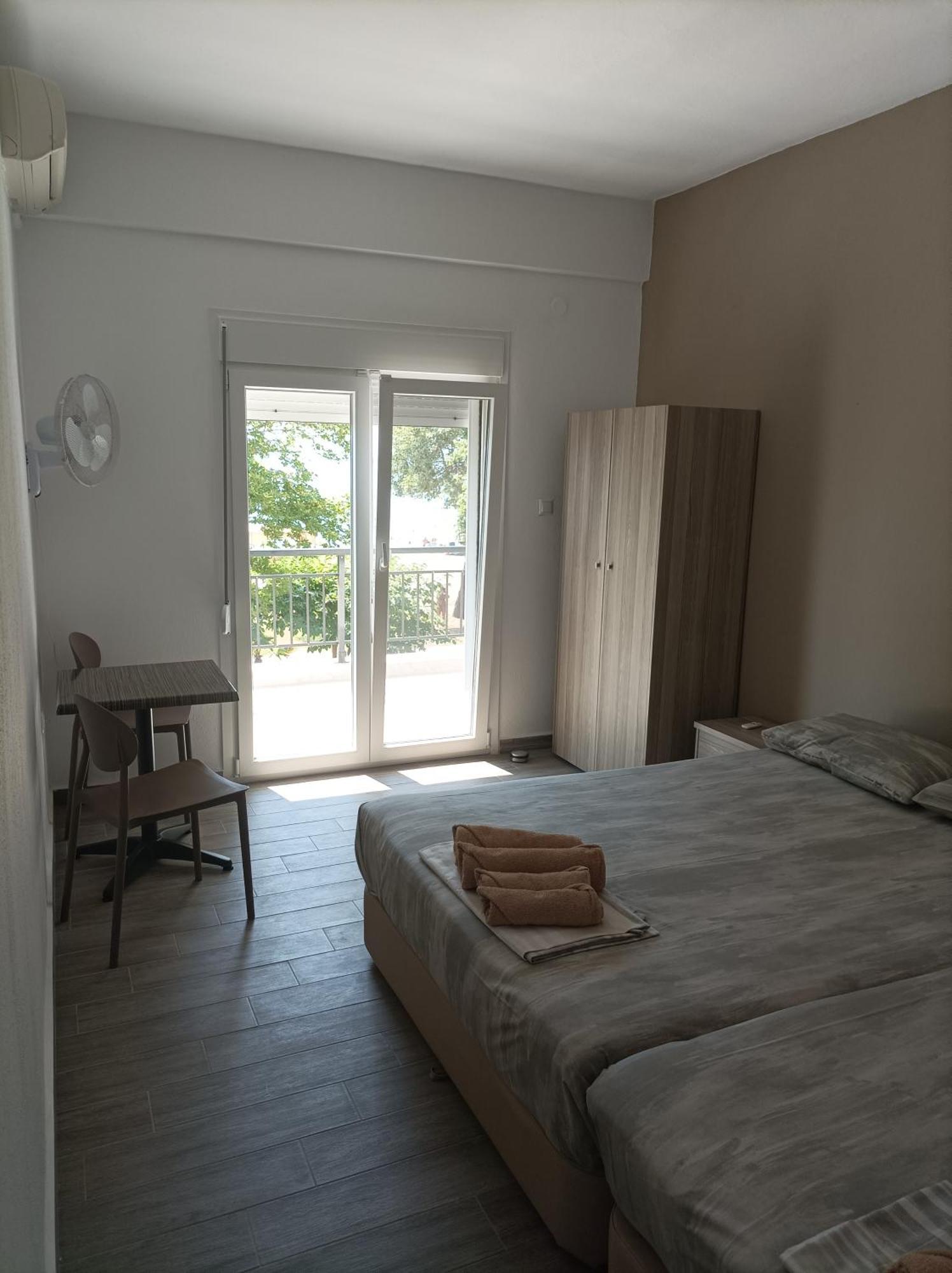 Kleanthis Blue Appartement Vrasná Buitenkant foto